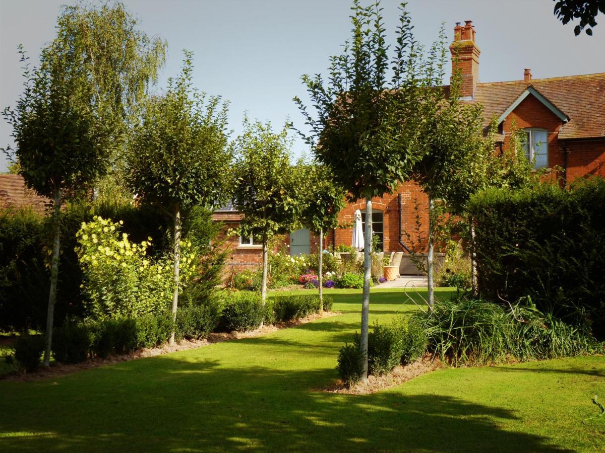 Villa Walwyn Court Barns Ledbury Esterno foto
